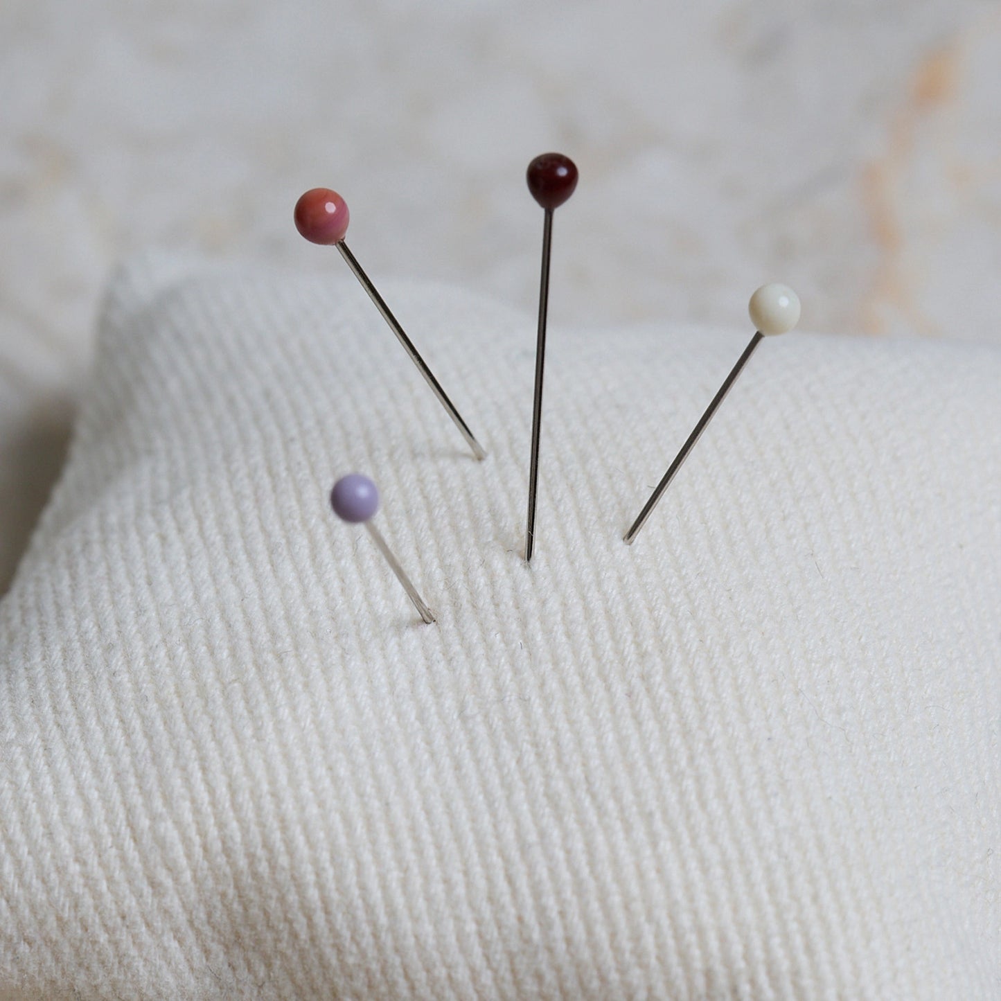 Bohin Glass Head Pins