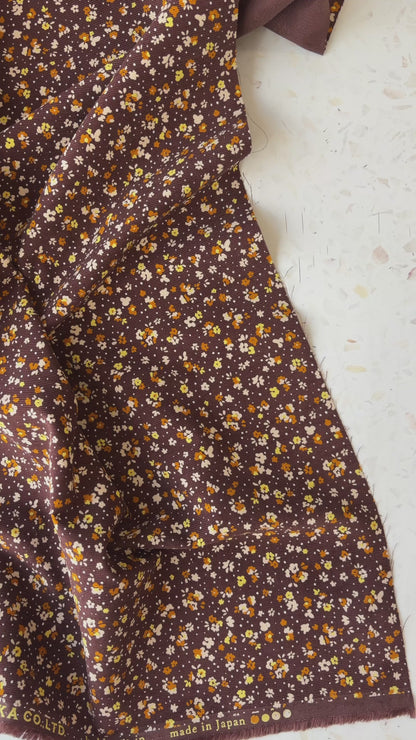 KOKKA Petite Pinwale Corduroy | Ditsy Floral in Chocolate