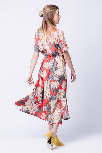 Dress with a gathered waist sewing pattern